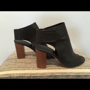 Vince open toe bootie black calf leather 7.5